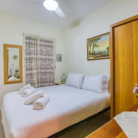 Cosy And Spacious 3br In Bugibba's Heart By 360 Estates Lägenhet